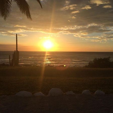 Hotel Iguanazul Playa Junquillal Екстериор снимка