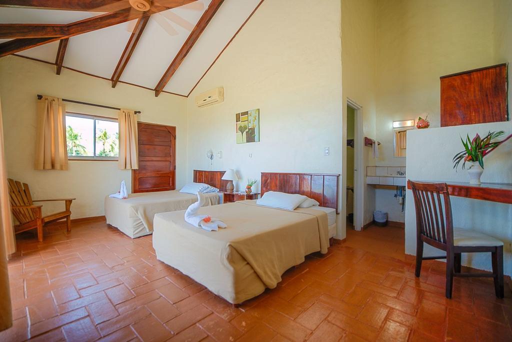 Hotel Iguanazul Playa Junquillal Екстериор снимка